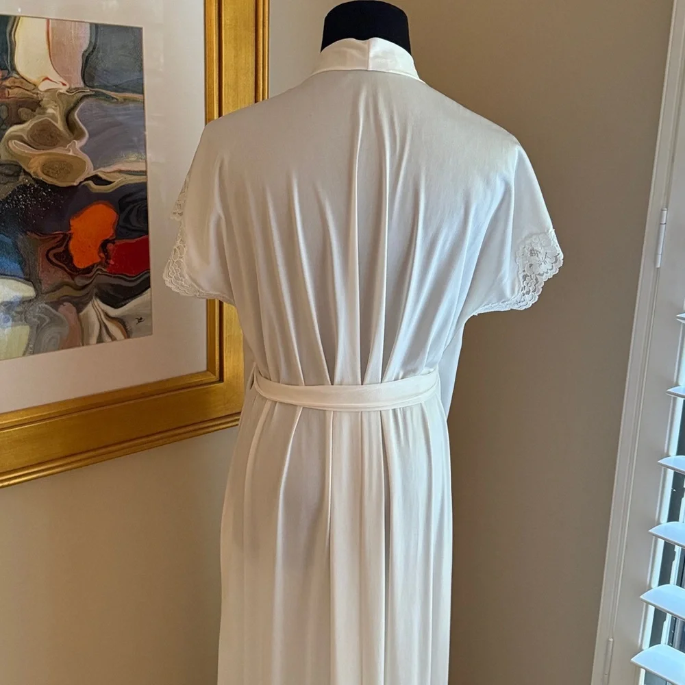 Vintage Saks Fifth Avenue Ralph Montenero Dressing Gown Peignoir Made in USA
